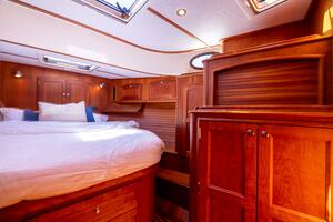 48 ft Hinckley  2014 Talaria 48 Flybridge