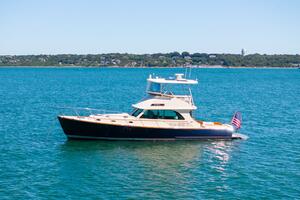 48 ft Hinckley  2014 Talaria 48 Flybridge