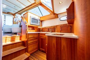 48 ft Hinckley  2014 Talaria 48 Flybridge