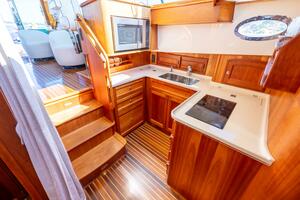 48 ft Hinckley  2014 Talaria 48 Flybridge