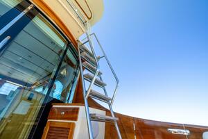 48 ft Hinckley  2014 Talaria 48 Flybridge