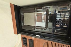 2003 Sea Ray 340 Sundancer thumbnail 28