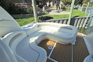 2003 Sea Ray 340 Sundancer thumbnail 12