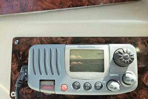 2003 Sea Ray 340 Sundancer thumbnail 19