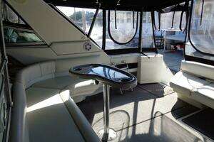 1991 Sea Ray 480 Sundancer thumbnail 21