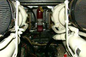 1991 Sea Ray 480 Sundancer thumbnail 45