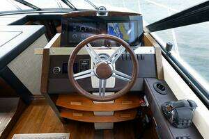 2014 Tiara Yachts 5000 Express thumbnail 27