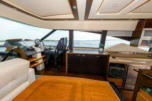 2014 Tiara Yachts 5000 Express thumbnail 26