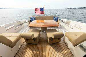 2014 Tiara Yachts 5000 Express thumbnail 6