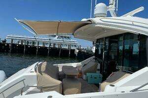 2014 Tiara Yachts 5000 Express thumbnail 46