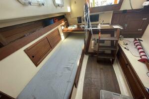 Opus 29ft Vineyard Vixen Yacht For Sale
