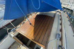 Opus 29ft Vineyard Vixen Yacht For Sale
