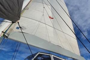 00 Sailing Main