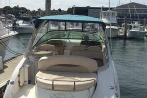 27ft Chaparral Yacht For Sale
