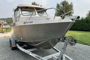 21ft Custom Yacht For Sale