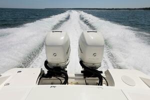Murphy s Law 33ft Boston Whaler Yacht For Sale