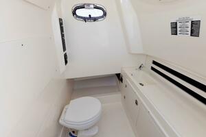 Murphy s Law 33ft Boston Whaler Yacht For Sale