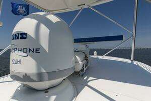 2007 Viking 64 Enclosed Bridge thumbnail 63