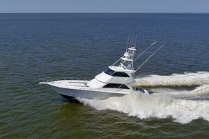 2007 64 Viking Enclosed Bridge Reel Blues Exterior (6)