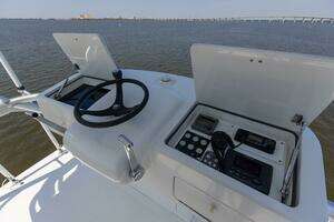 2007 Viking 64 Enclosed Bridge thumbnail 44