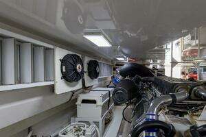 2007 Viking 64 Enclosed Bridge thumbnail 52