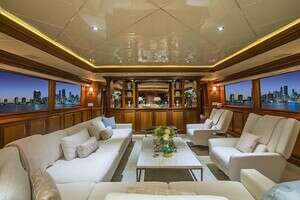 2000 Broward Raised Pilothouse thumbnail 3