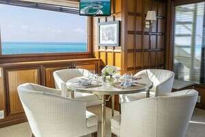2000 Broward Raised Pilothouse thumbnail 4