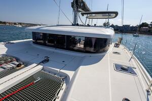 2019-lagoon-42-sail-9941956-20250911034313817-2.jpg