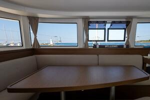 2019-lagoon-42-sail-9941956-20250911034336861-1.jpg