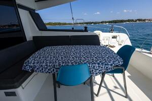 2019-lagoon-42-sail-9941956-20250911034320799-4.jpg