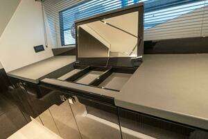 2026 Sunseeker 55 Predator thumbnail 11