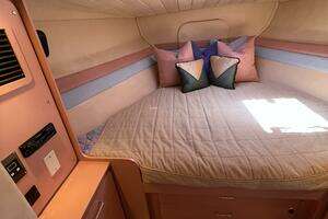 1990 Tempest 60 Express thumbnail 11