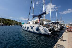 45ft Lagoon Yacht For Sale
