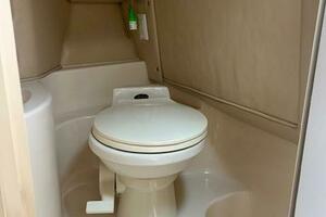 28ft Sea Ray Yacht For Sale