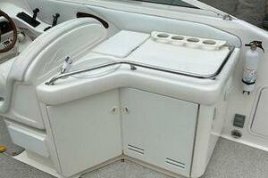 28ft Sea Ray Yacht For Sale