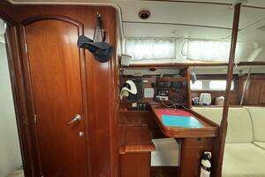 2004 Beneteau 423 thumbnail 18