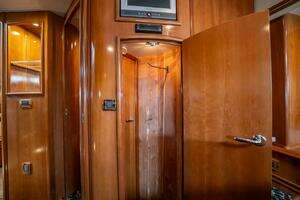2005 Carver 56 Voyager thumbnail 26