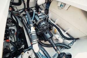 DOG HOUSE 40ft F amp S Yacht For Sale