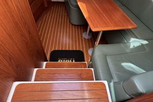 31ft Tiara Yachts Yacht For Sale