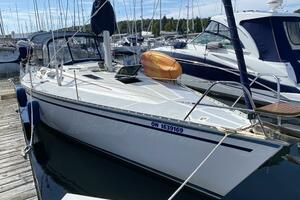 Lyoness 37ft Hunter Yacht For Sale