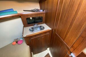 Lyoness 37ft Hunter Yacht For Sale