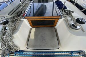 Lyoness 37ft Hunter Yacht For Sale