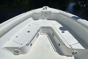 2000 Century 3100 Center Console thumbnail 9
