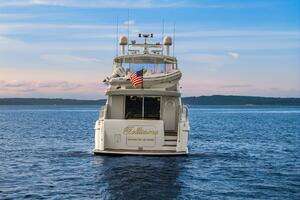 2001 Hatteras Cockpit Motoryacht thumbnail 29