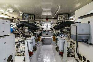 2001 Hatteras Cockpit Motoryacht thumbnail 25