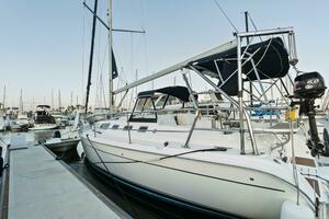 Plan Sea  38ft Hunter Yacht For Sale
