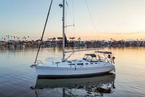 Plan Sea  38ft Hunter Yacht For Sale
