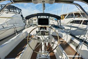 Plan Sea  38ft Hunter Yacht For Sale