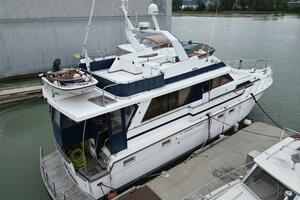Qui Si Sana 52ft Jefferson Yacht For Sale