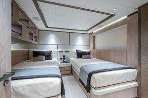 2020 Majesty Yachts 140 thumbnail 37